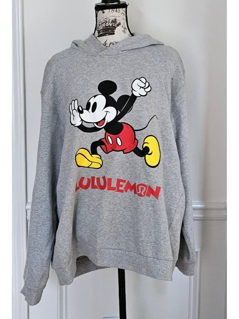 Lululemon Mens Unisex XL Disney Collab Steady State Pullover Hoodie